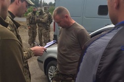 Прокуратура піймала військового на продажі боєприпасів