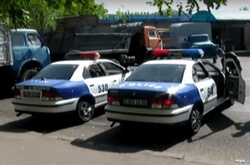 У Єревані нападники на будівлю поліції відмовились здаватись
