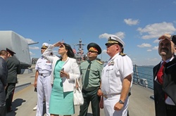 «Сі Бриз-2016»: Американський есмінець Ross продемонструє свою роботу