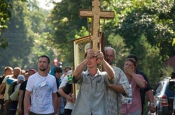 Правоохоронці підготувалися до хресного ходу: металошукачі та п'ять тисяч силовиків