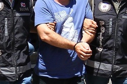 В Туреччині затримали трьох військових, які штурмували готель Ердогана