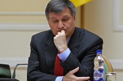 Хресний хід: правозахисники підозрюють Авакова у перевищенні повноважень