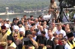 Хто з відомих політиків засвітився на молебні московської церкви у Києві