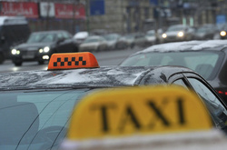 В уряді оголосили війну нелегальним таксі у Києві