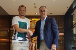 Зозуля підписав трирічний контракт з «Бетісом»