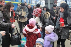 Визнати вимушених переселенців постраждалими внаслідок збройного конфлікту в Україні і тимчасової окупації