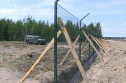 Що відбувається з проектом «Стіна»