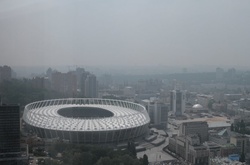 Смог у Києві: рівень забруднення повітря перевищує норму в 2-5 разів