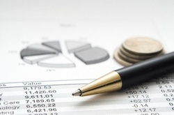 Партія Порошенка подала фінансовий звіт на 3 тисячі аркушів в Нацагентство запобігання корупції