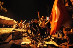 Турецька влада може винести на референдум питання про повернення смертної кари