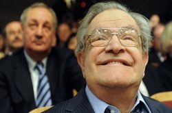 Фазіля Іскандера поховають 2 серпня на Новодівичому цвинтарі в Москві