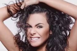 Настя Каменских обнародовала ПОЛНОЕ видео прыжка с парашютом