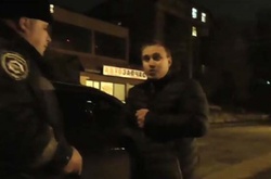 Порошенко звільнив суддю, який півтора роки тому погрожував зброєю працівникам ДАІ 