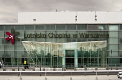 Близько 400 пасажирів аеропорту ім. Шопена у Варшаві евакуювали