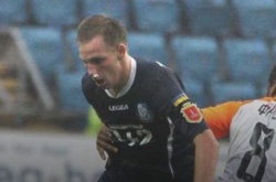 Під час матчу гравець «Шахтаря» зламав ніс супернику