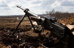 Бойовики б’ють на всіх напрямках: за день 28 обстрілів