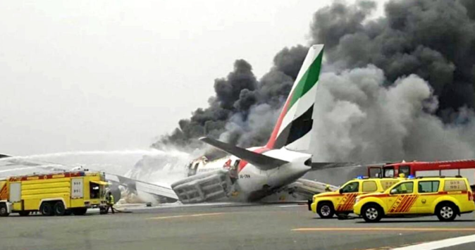 У Дубаї при посадці загорівся літак