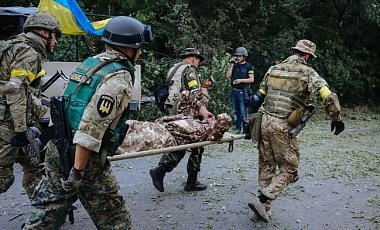За добу на Донбасі постраждали четверо українських бійців