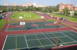 У Дніпровському районі капітально відремонтують стадіон школи № 81