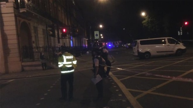  У центрі Лондона невідомий напав з ножем на людей: є загиблі