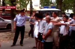 Росіянка прописала у квартирі 900 азійських заробітчан