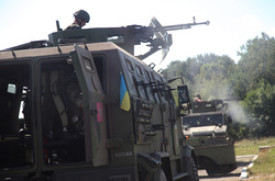 Прикордонники провели навчання зі знешкодження бронетехніки умовного ворога