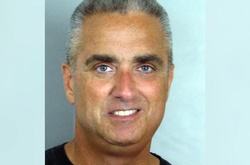 Мер міста в США заарештований за обмін наркотиків на груповий секс