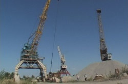 На Дніпропетровщині підприємці «погоріли» на нелегальному видобутку річкового піску