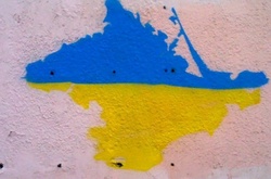 Що думають кримчани про зміну статусу окупованого півострову?