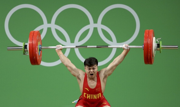 Китайський важкоатлет встановив новий світовий рекорд на Олімпіаді в Ріо
