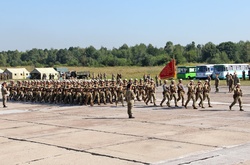 Фоторепортаж з підготовки військових до параду до Дня Незалежності