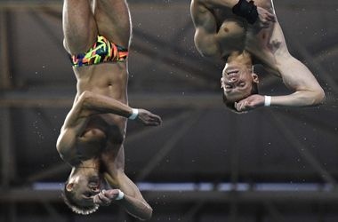 Китайці виграли «золото» Олімпіади-2016 у стрибках з вишки, українці Горшковозов і Долгов – шості