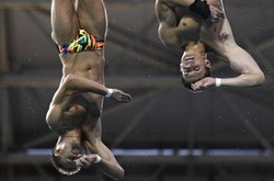 Китайці виграли «золото» Олімпіади-2016 у стрибках з вишки, українці Горшковозов і Долгов – шості