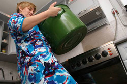 У Києві мешканці понад двох тисяч будинків залишаються без гарячої води