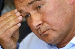 Суд дозволив затримати нардепа-втікача Онищенка