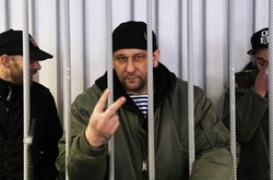 Правоохоронці оточили будівлю суду, де мають розглядати справу «Торнадо»