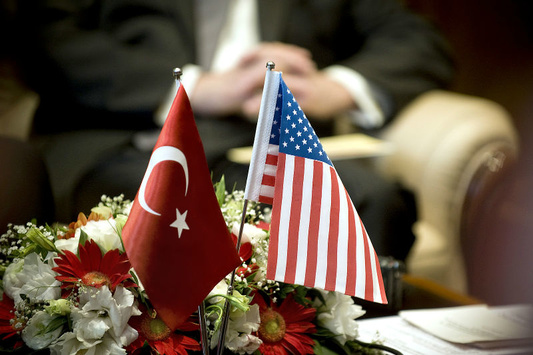 Турецький військовий після спроби перевороту попросив притулку в США, - ЗМІ