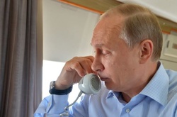Путін та прем’єр Великобританії обговорили телефоном відносини між державами