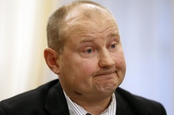 Скандальний суддя Чаус втік у відпустку до 1 вересня