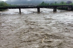 Синоптики попереджають про підйом води в річках Прикарпаття
