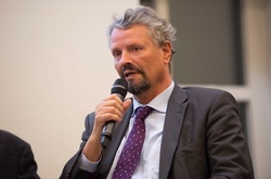 В ситуації довкола Криму у Меркель побачили «певну загрозу»