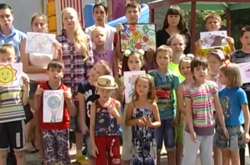 В Алчевську дітей-інвалідів змусили зніматися в сюжеті на підтримку пораненого Плотницького