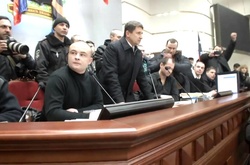 Прокуратура викликає на допит екс-голову донецької міліції, який здав обладміністрацію бойовикам 