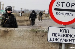 Чоловік, що показав на КП паспорт «Кабана», справді працює в прокуратурі України