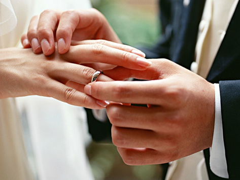 Перші київські пари зареєстрували свій шлюб за один день