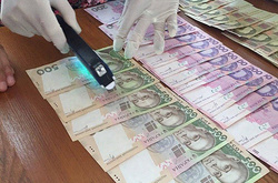 На Закарпатті затримали поліцейського-хабарника