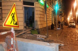 Вибух у Львові: невідомі підірвали банкомат