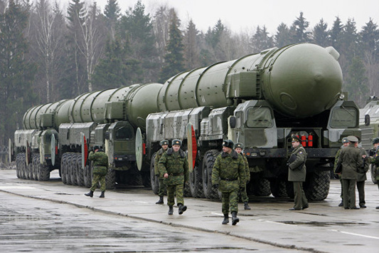 Путін готується до великої ядерної війни, - експерти НАТО