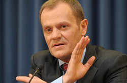 Туск назвав неправдоподібною версію Росії щодо подій в окупованому Криму