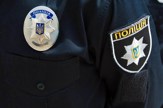 В Ужгороді чоловік кидався у поліцейських «коктейлями Молотова»